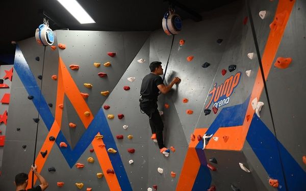 Địa điểm vui chơi Noel ở Sài Gòn - Jump Arena