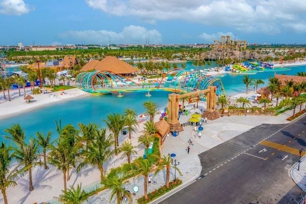 Công viên giải trí VinWonders Wave Park & Water Park