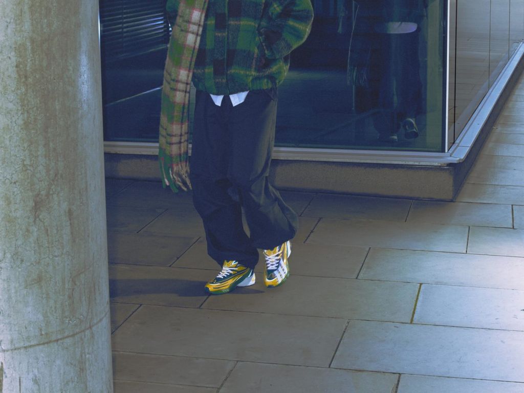 BAPE X ADIDAS ORKETRO on-foot trông sẽ như thế nào?