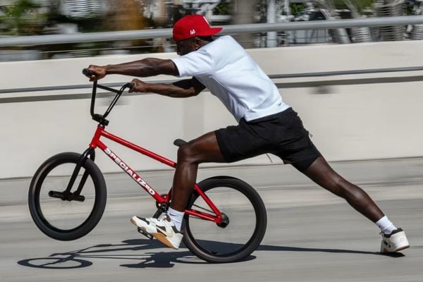 Nigel Sylvester x Air Jordan 4 RM sẽ phát hành 