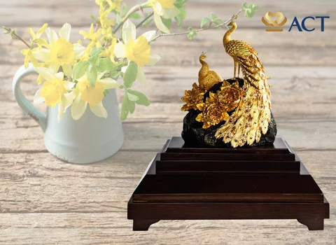 15+ Gợi ý chọn mua quà tặng sếp nữ ý nghĩa