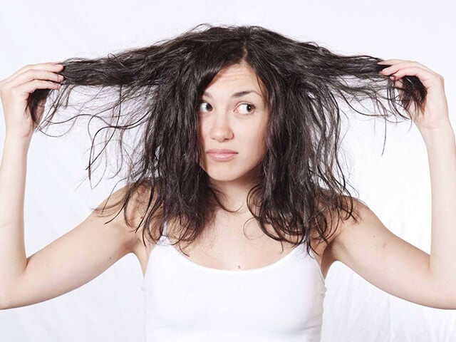 Top 10 cách phục hồi tóc hư tổn nặng nhanh hiệu quả tại nhà