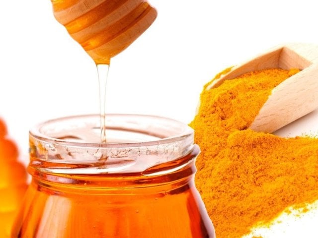 Uống tinh bột nghệ với mật ong vào lúc nào tốt nhất? 5 thời điểm vàng bạn cần biết