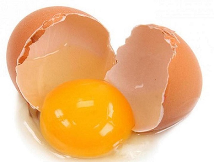 Mặt nạ vitamin E và sữa chua, lòng đỏ trứng gà