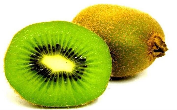 Khi bạn ăn 2 quả kiwi trung bình tức là bạn đã nạp vào cơ thể 137,2mg vitamin C
