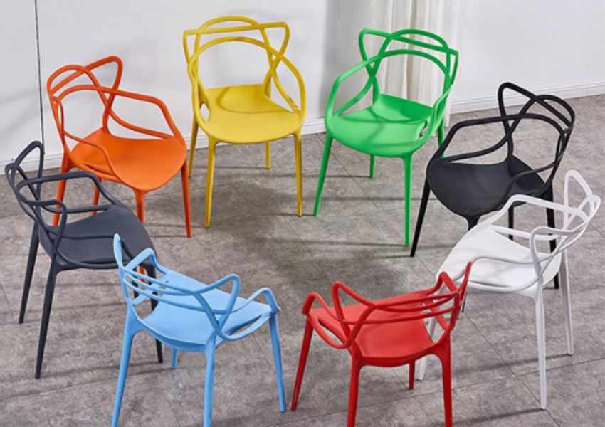 Ghế nhựa đúc nguyên khối là gì? Địa chỉ mua ghế nhựa đúc nguyên khối uy tín?