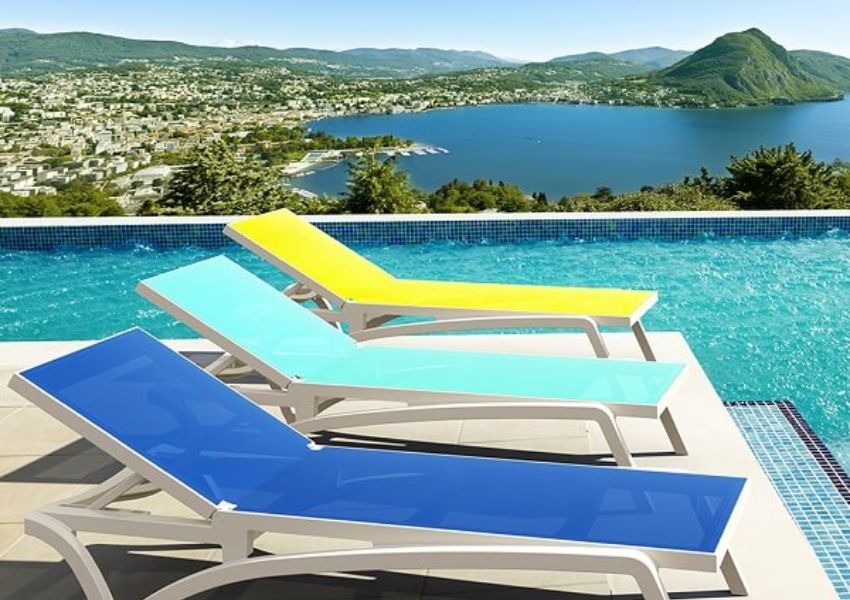 TOP 7+ mẫu ghế hồ bơi siêu đẹp và ấn tượng nhất 2023