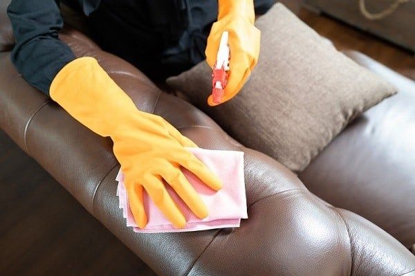 Mẹo Sửa Ghế Sofa Da Bị Rách Tại Nhà – Đơn Giản Và Hiệu Quả