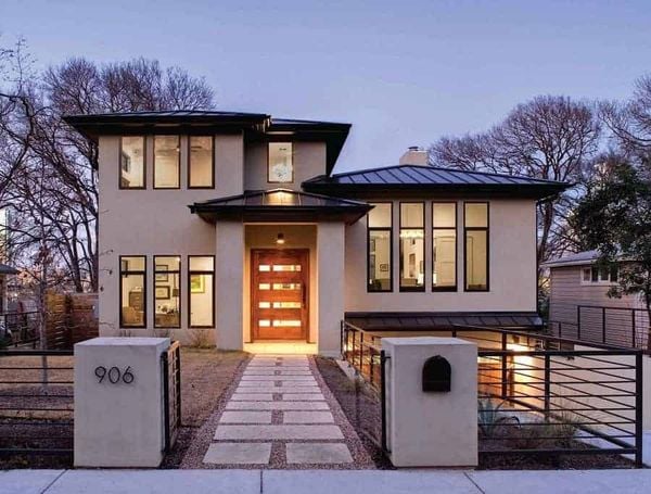 khắc phục cổng đối diện cửa chính