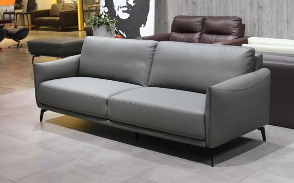 Sofa da