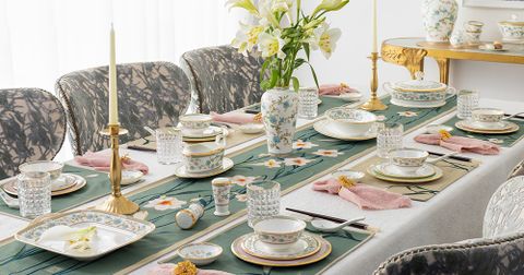 5 Món Đồ Không Thể Thiếu Khi Decor Bàn Tiệc