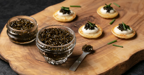 Cách Chế Biến Trứng Cá Tầm Caviar - “Ngọc Trai Đen” Từ Biển Cả