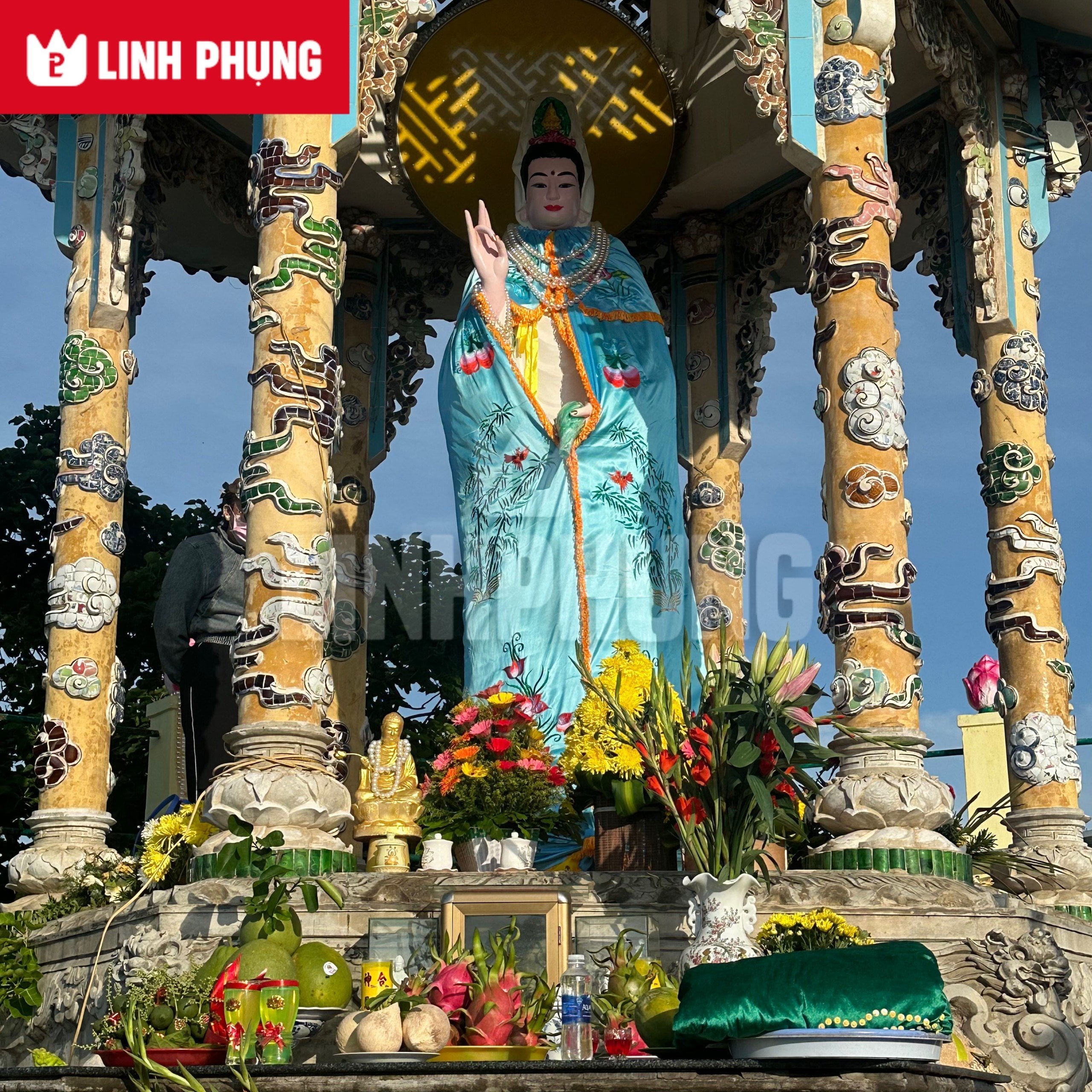 Áo Mão Mẹ Quan Âm