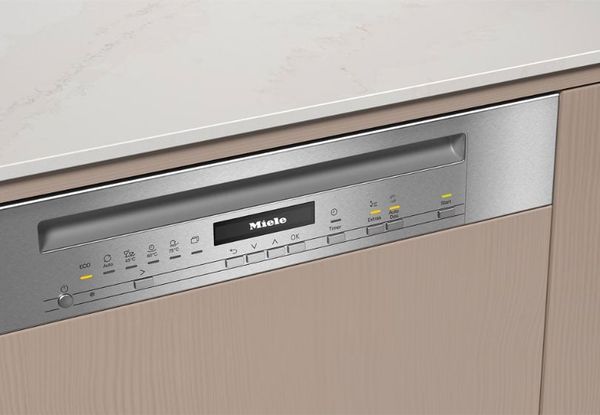 Máy rửa bát Miele G 7131 SCI CLST AutoDos bán âm tích hợp công nghệ tự động hóa AutoDos chính hãng tại Kitchen King
