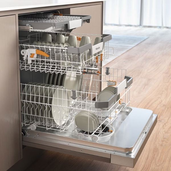 Máy rửa bát Miele G 7131 SCI CLST AutoDos bán âm thiết kế 3 giàn rửa linh hoạt