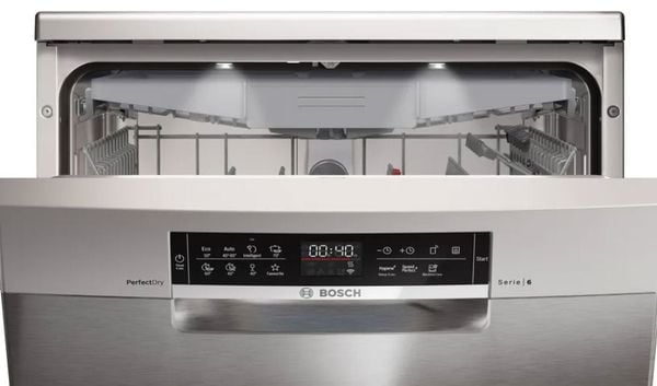 Công nghệ rửa thông minh Auto Program tự điều chỉnh lượng nước và nhiệt độ