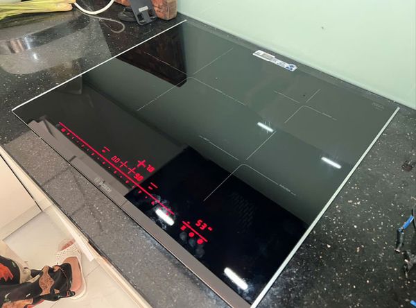 Lắp đặt thực tế bếp từ bosch serie 8