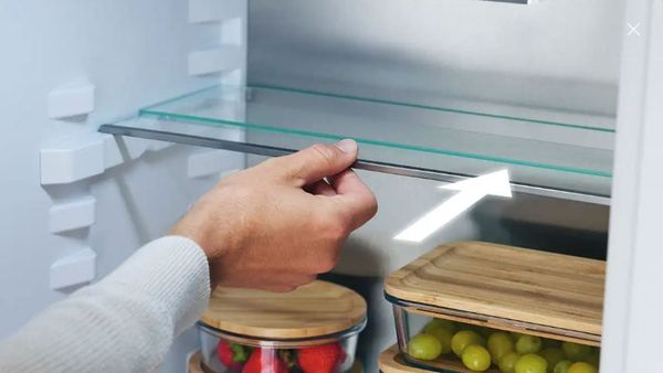 Miele KFN 7734 linh hoạt không gian với ngăn FlexiBoard