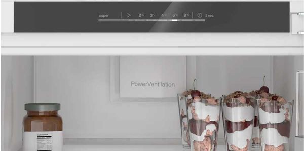 Tủ mát âm toàn phần Bosch KIR81ADD0