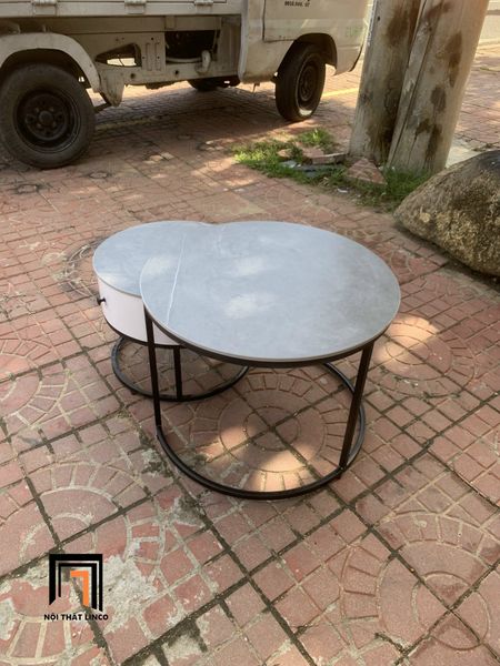 cặp bàn tròn mặt đá xám nhỏ gọn, cặp 2 bàn sofa phòng khách