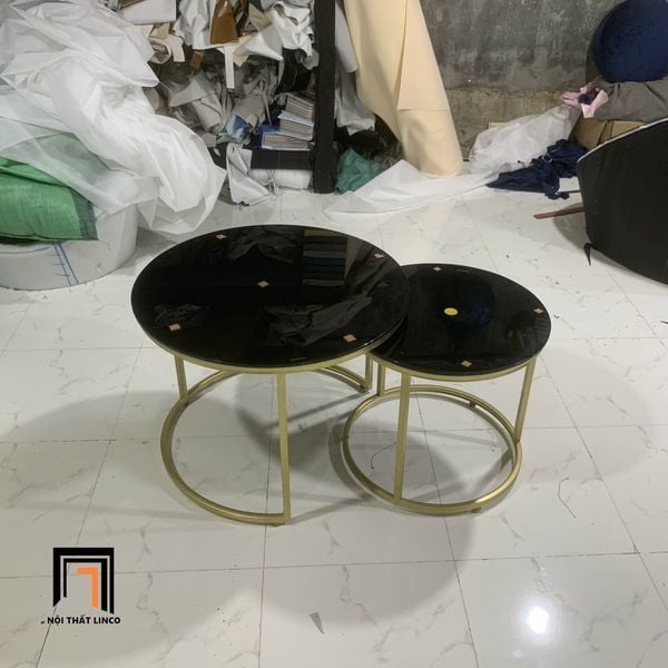 cặp bàn trà phòng khách giá rẻ, cặp bàn trà khung vàng kính đen xinh xắn