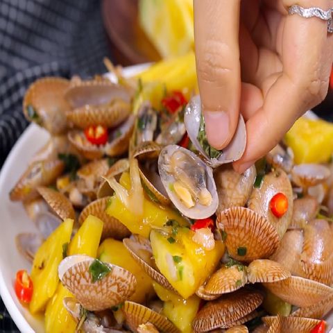 Ngao hoa xào chua ngọt vị ngon thật khó để chối từ!