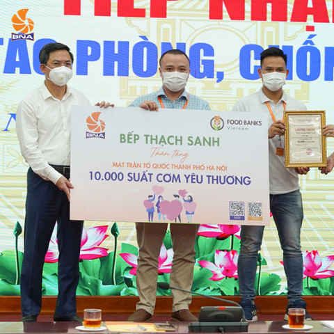 Bếp Thạch Sanh - ấm lòng 10.000 suất cơm đoàn kết giữa đại dịch
