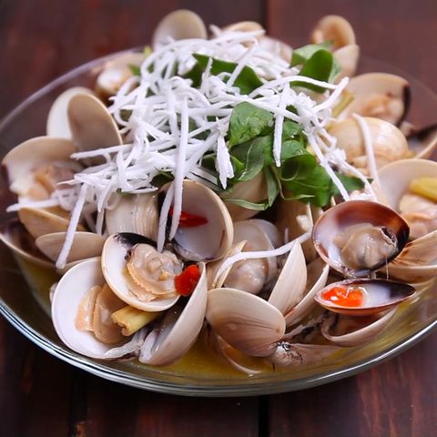 Ngao trắng xào bơ tỏi cốt dừa lạ miệng, ấm áp ngày đông