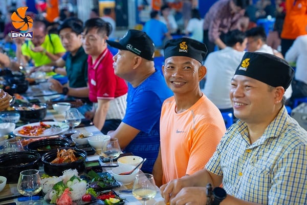 Hải sản là món nhậu yêu thích của nhiều người