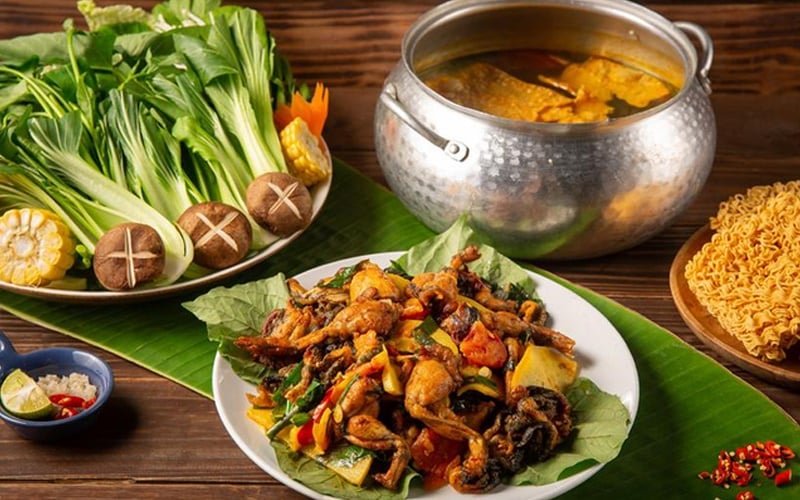 lẩu ếch