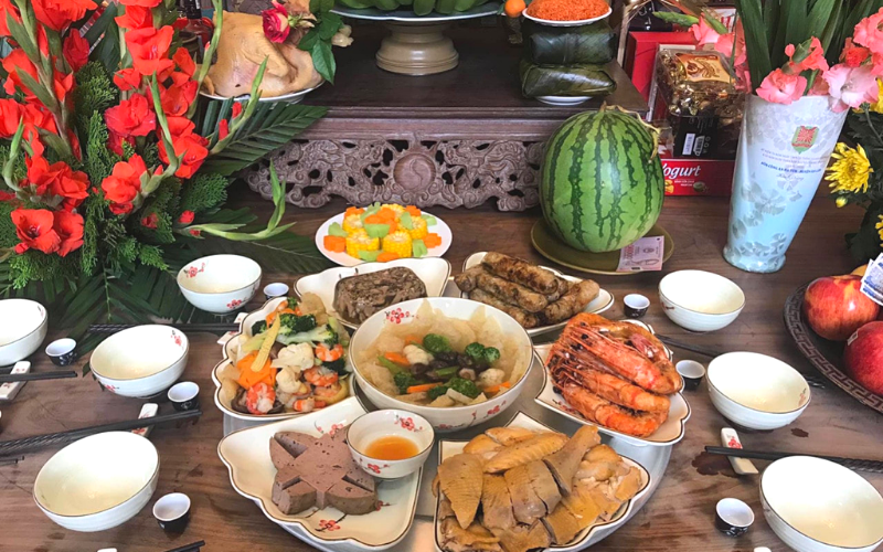 Mâm cỗ cúng giao thừa