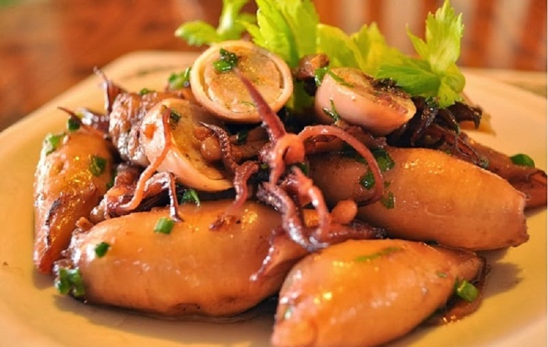 Mực ống rim mắm