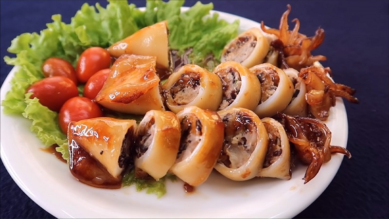 Món mực ống nhồi thịt