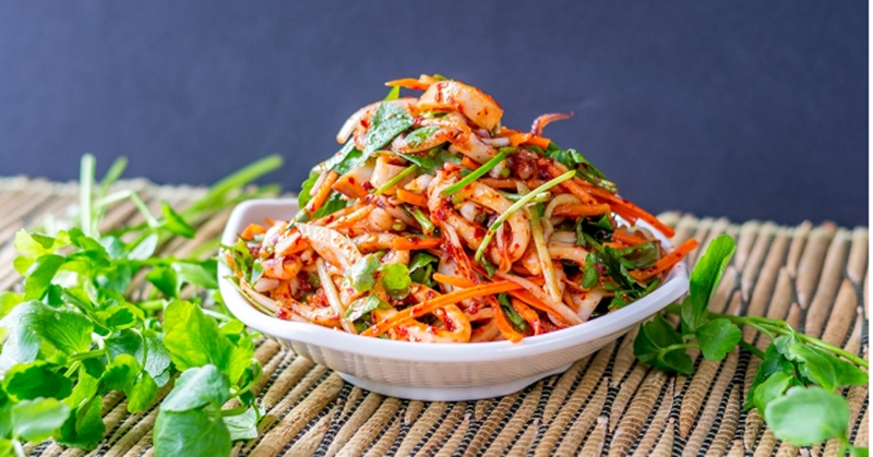salad mực cay