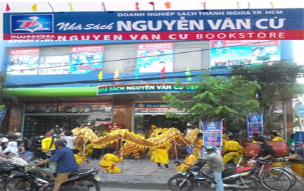 Khai trương Nhà sách Nguyễn Văn Cừ chi nhánh Huỳnh Tấn Phát, Quận 7