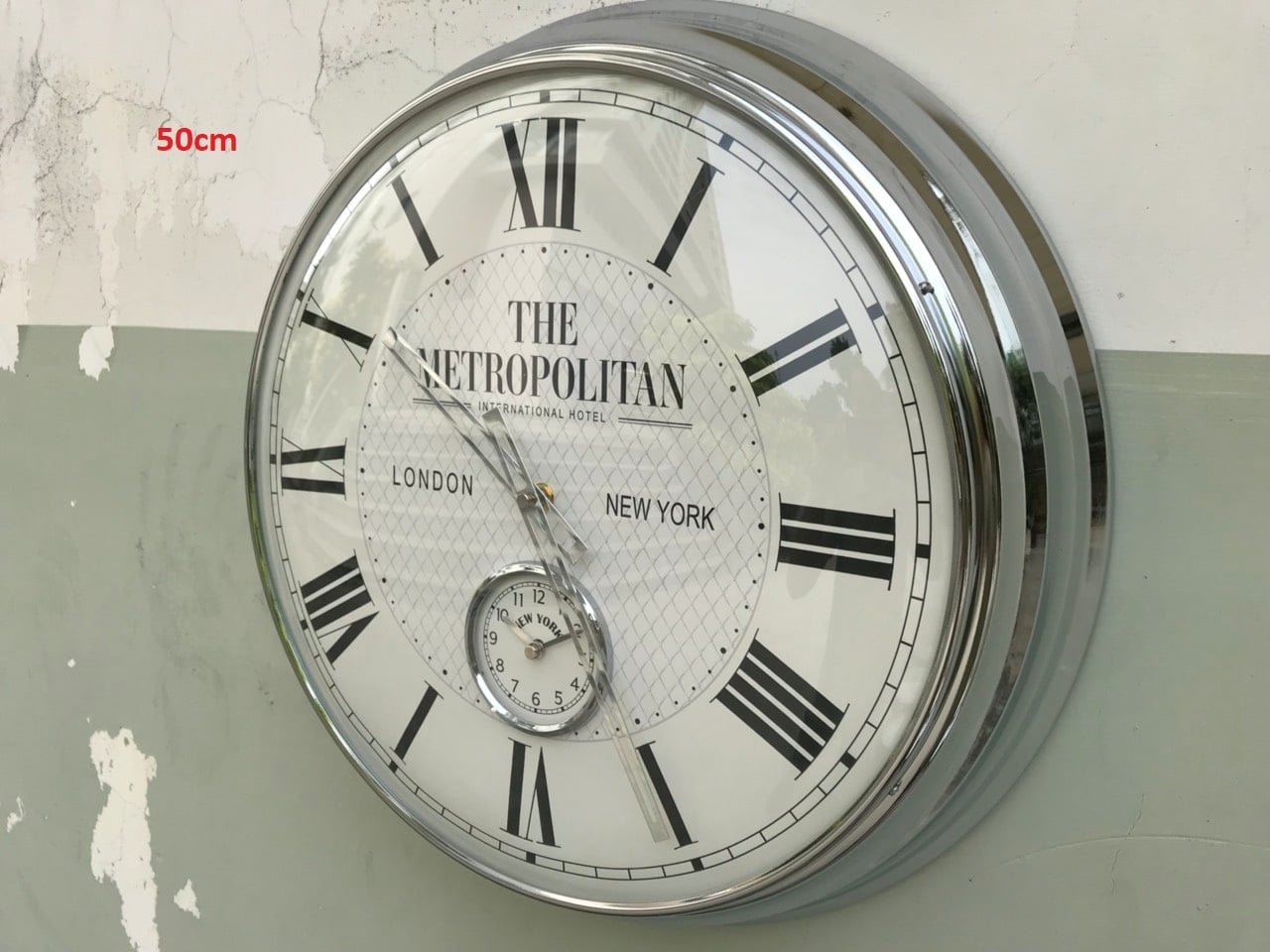 Đồng hồ treo tường