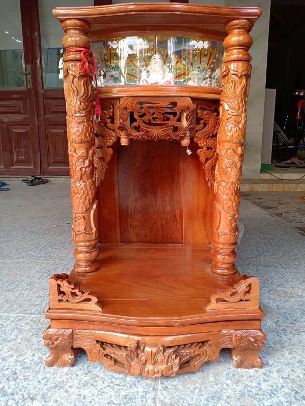 Hình bàn thờ Ông Địa gỗ căm xe ODCX01 được cung cấp bởi Nam Hải