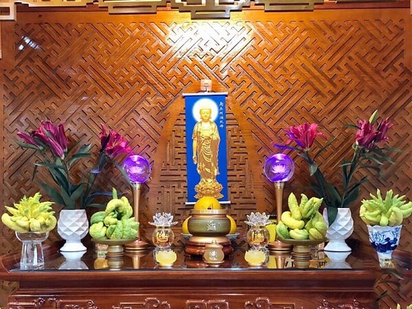 Nguyên tắc đặt và bài trí bàn thờ Phật đơn giản tại gia