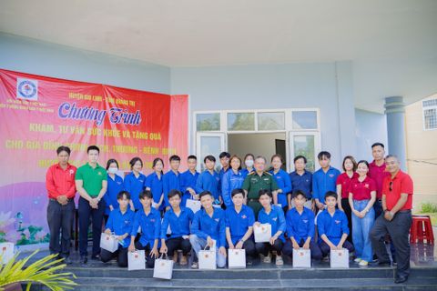 Ngũ Phúc Đường tặng gần 1500 suất quà nhân kỷ niệm 75 năm ngày thương binh liệt sĩ