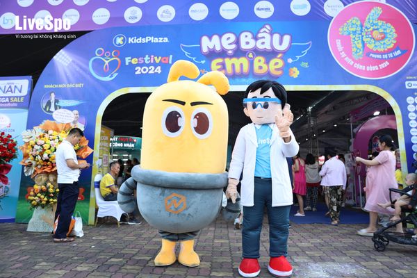 LiveSpo NAVAX - Biệt độ cản cúm RSV thu hút đông đảo bố mẹ quan tâm tại Festival Mẹ bầu và Em bé 2024