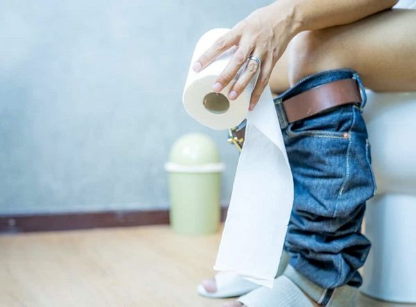 Táo bón lâu năm có nguy hiểm không? Cách xử lý như thế nào?