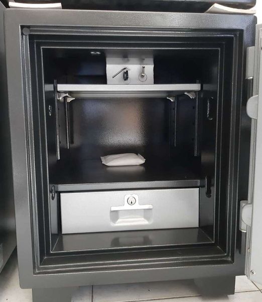 Két sắt Solid SLS-69 (135kg) Công Nghệ Hàn Quốc