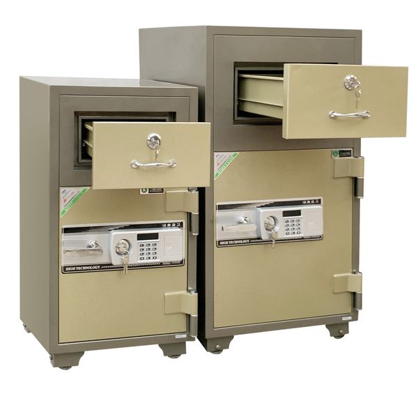 Két Sắt SOLID KSHB-900 (130kg) Két Tiền Thu Ngân Bán Hàng