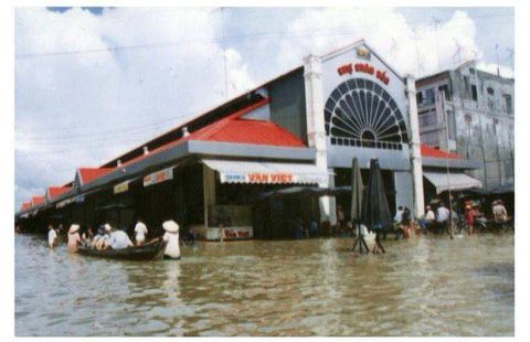 Châu Đốc Mùa Nước Lụt Năm 2000