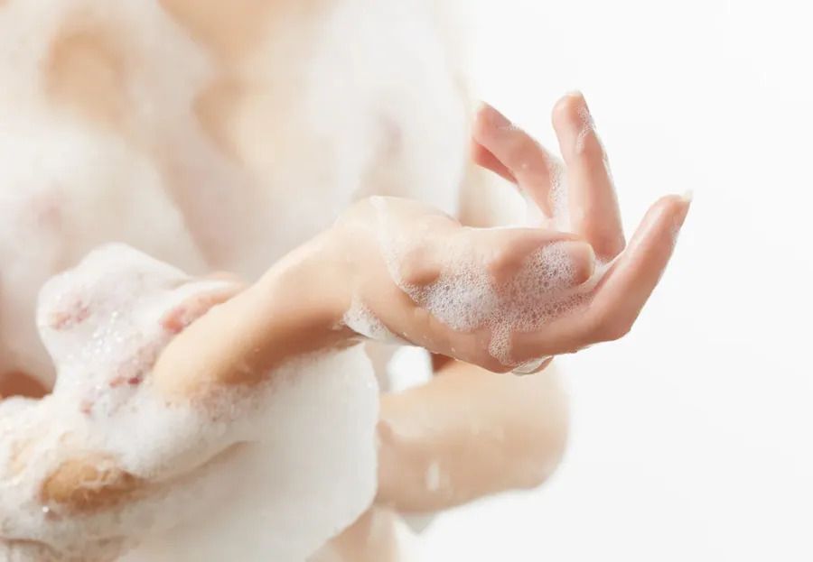 Trọn bộ sữa tắm & dưỡng thể giúp sáng da toàn diện