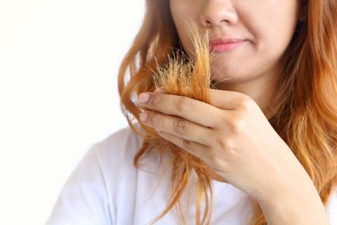 Hướng dẫn chăm sóc tóc hư tổn do uốn, nhuộm nhiều