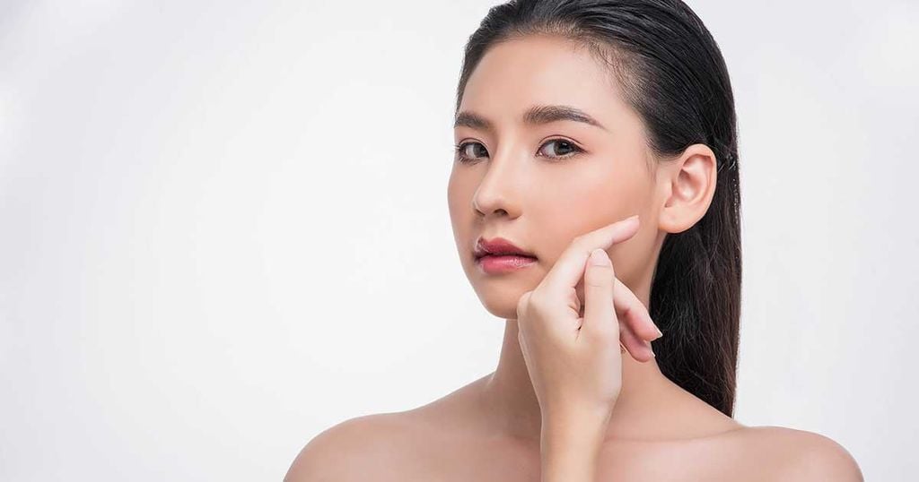 Sinh hoạt không điều độ khiến da sạm màu kém sức sống