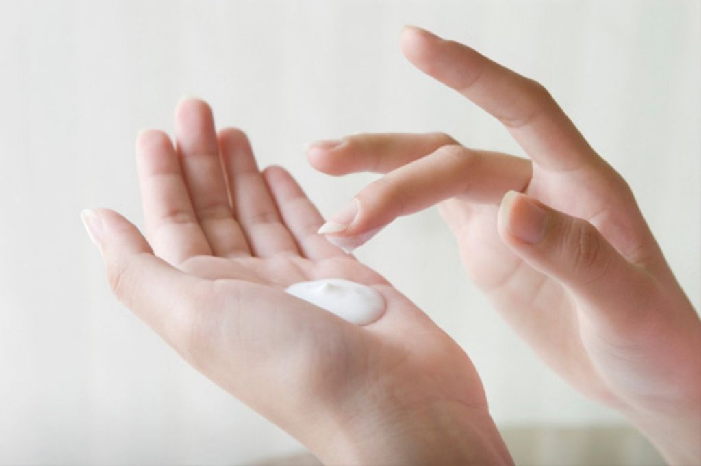 Kem dưỡng ẩm body hiệu quả cho mùa lạnh