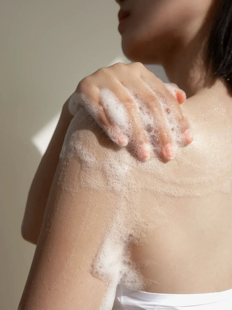 lựa chọn sữa tắm trắng da từ tự nhiên an toàn