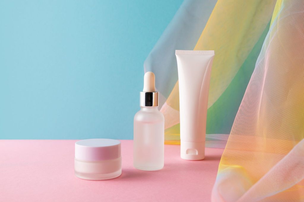 Da nhạy cảm rất dễ phản ứng với mỹ phẩm